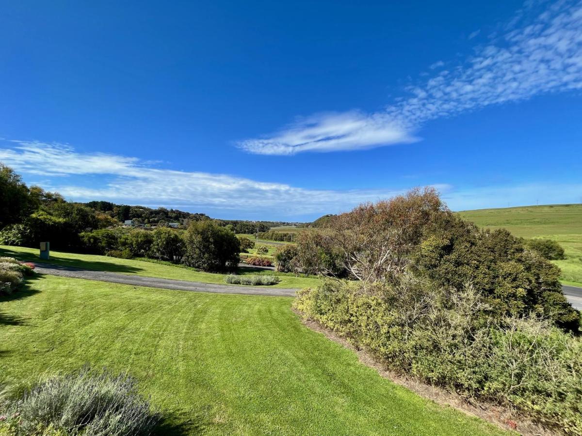 Daysy Hill Country Cottages Port Campbell Exterior photo